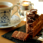 Bolo de Chocolate com Recheio de Café