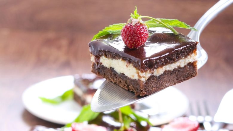 Brownie recheado de brigadeiro com Leite Ninho