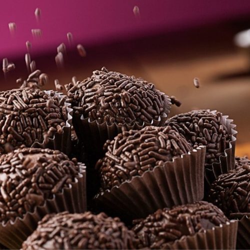 Receita de brigadeiro gourmet de enrolar - Amor \u00e0 Doceria