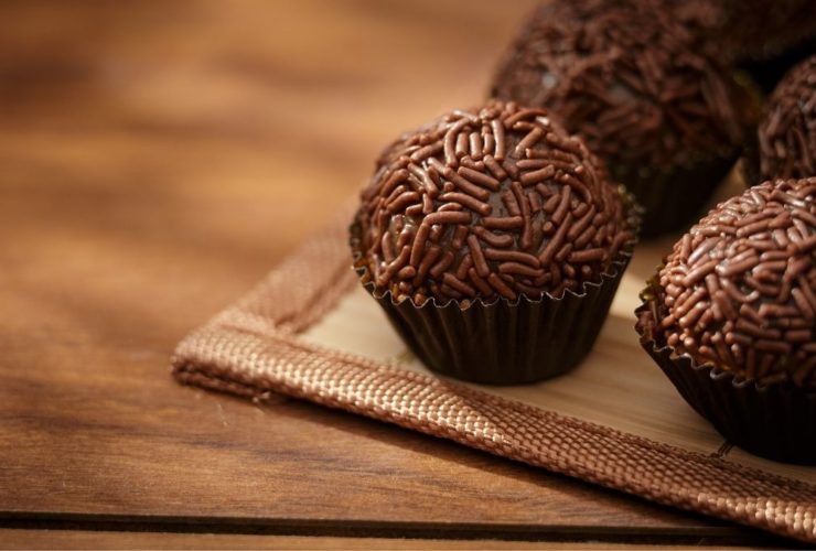 Receita de brigadeiro gourmet de enrolar