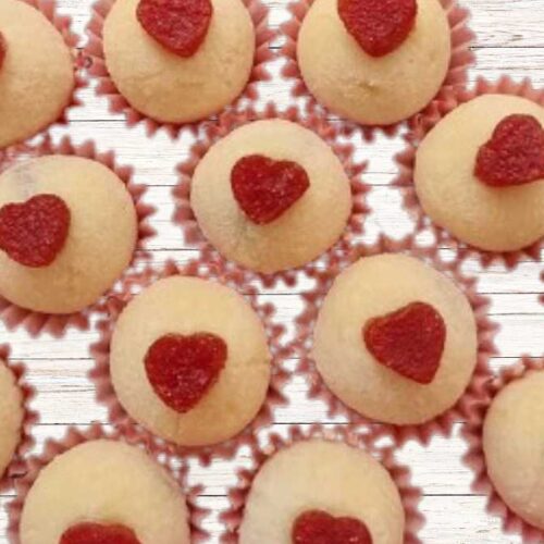 Brigadeiro Romeu e Julieta mistura queijo e goiabada