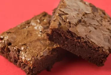 Dois brownies de ovomaltine